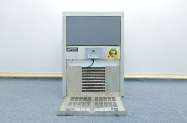 Cấu tạo chi tiết và đánh giá độ bền máy làm đá Fushimavina
