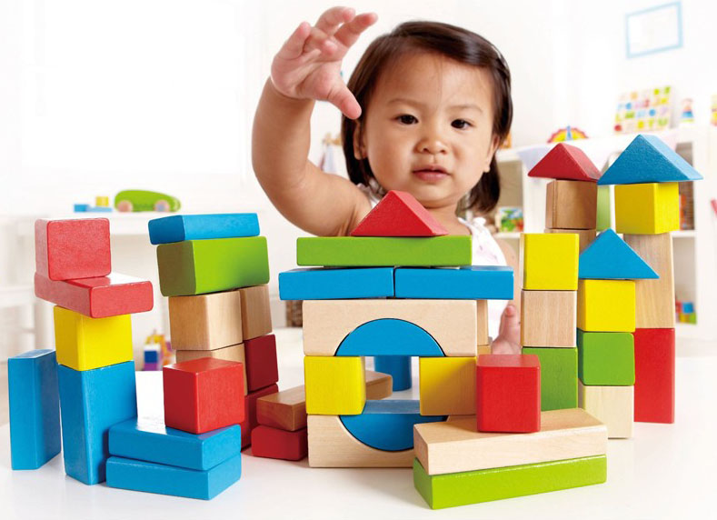 Lựa chọn đồ chơi cho trẻ và 4 nguyên tắc quan trọng ba mẹ cần nhớ