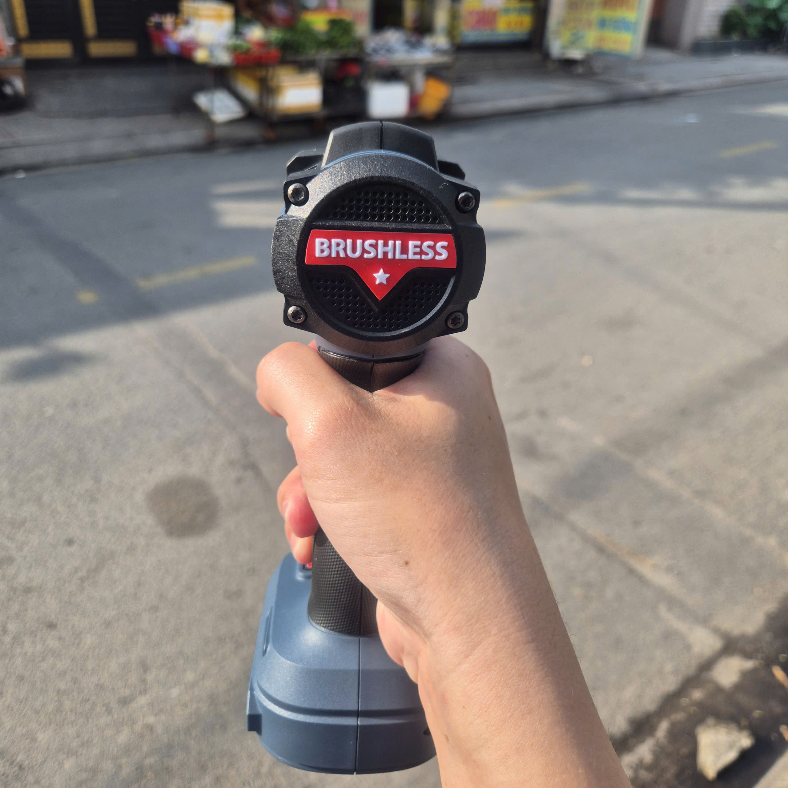 Máy khoan pin YUPAI YP20 DR13M 13mm có búa, 20V, 60N  (2 pin 2Ah, sạc, hộp nhựa)