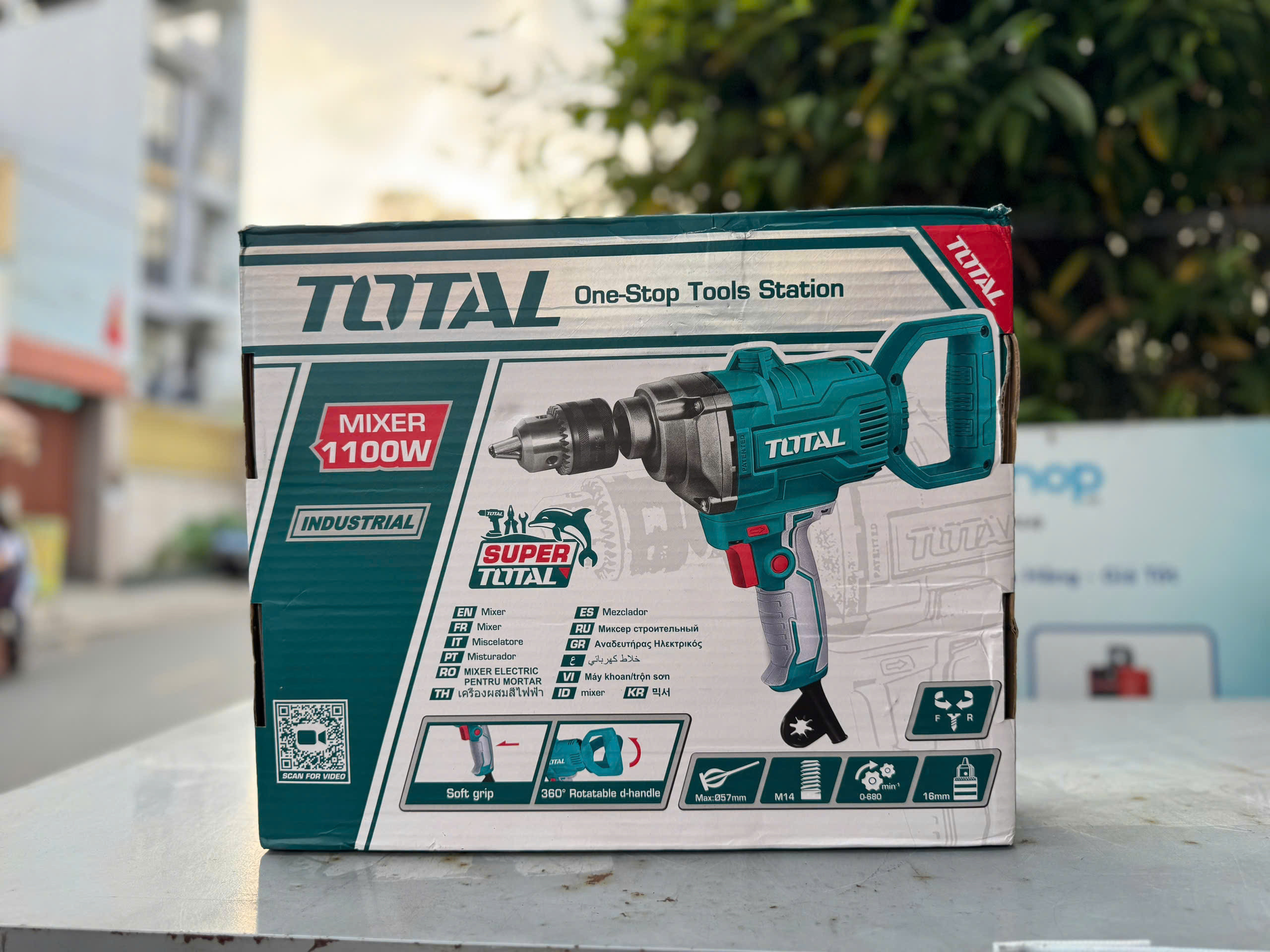 Máy trộn sơn 1110W TOTAL TD61106