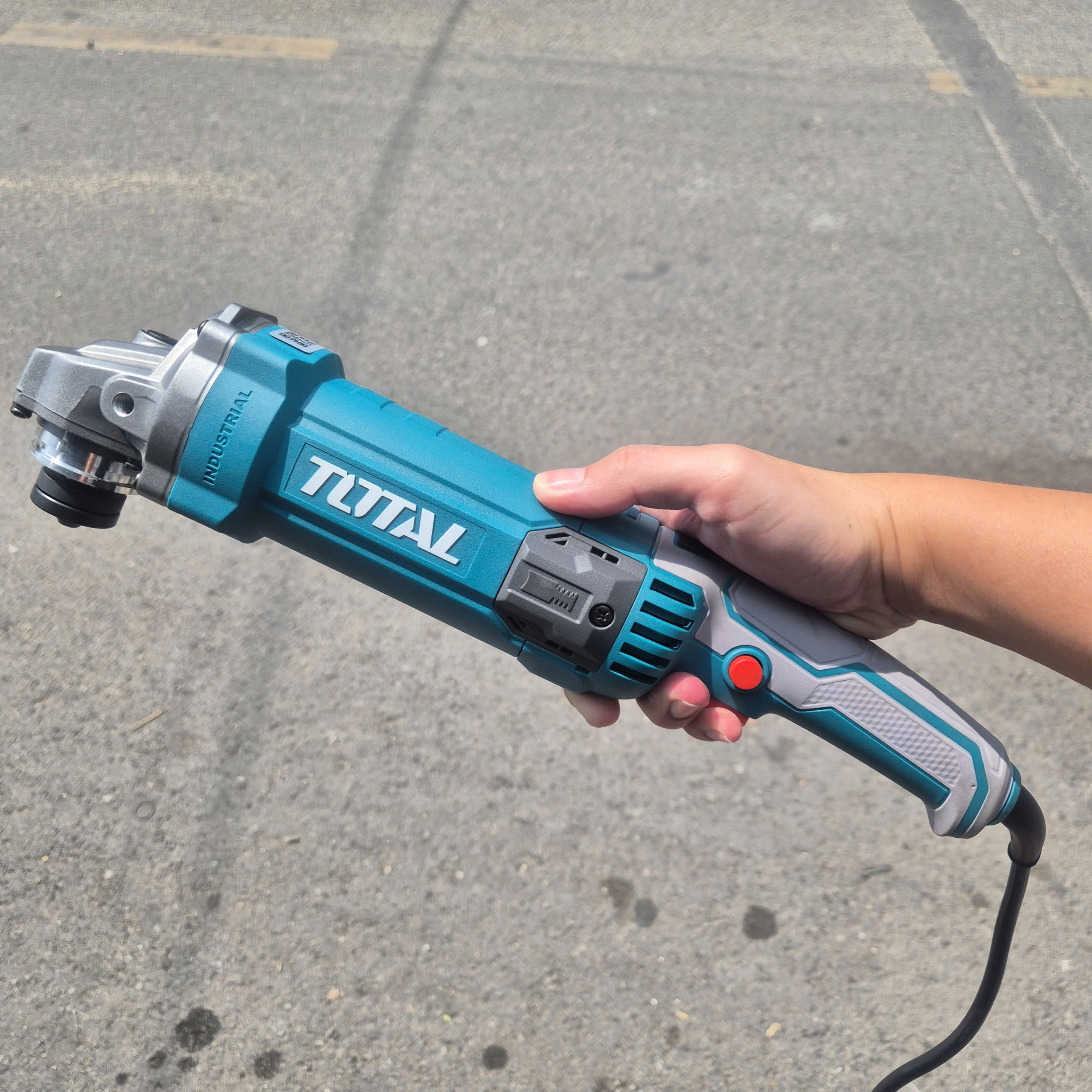 Máy mài góc TOTAL TG11010056 (CS 1100W, đĩa 100mm)