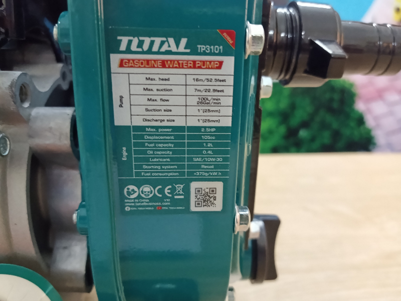 MÁY BƠM NƯỚC DÙNG XĂNG TOTAL TP3101