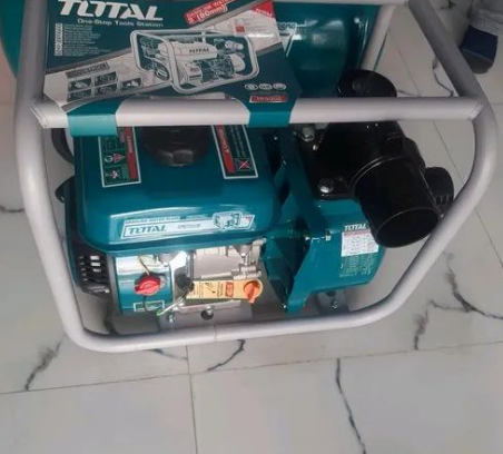 MÁY BƠM NƯỚC DÙNG XĂNG TOTAL TP3302