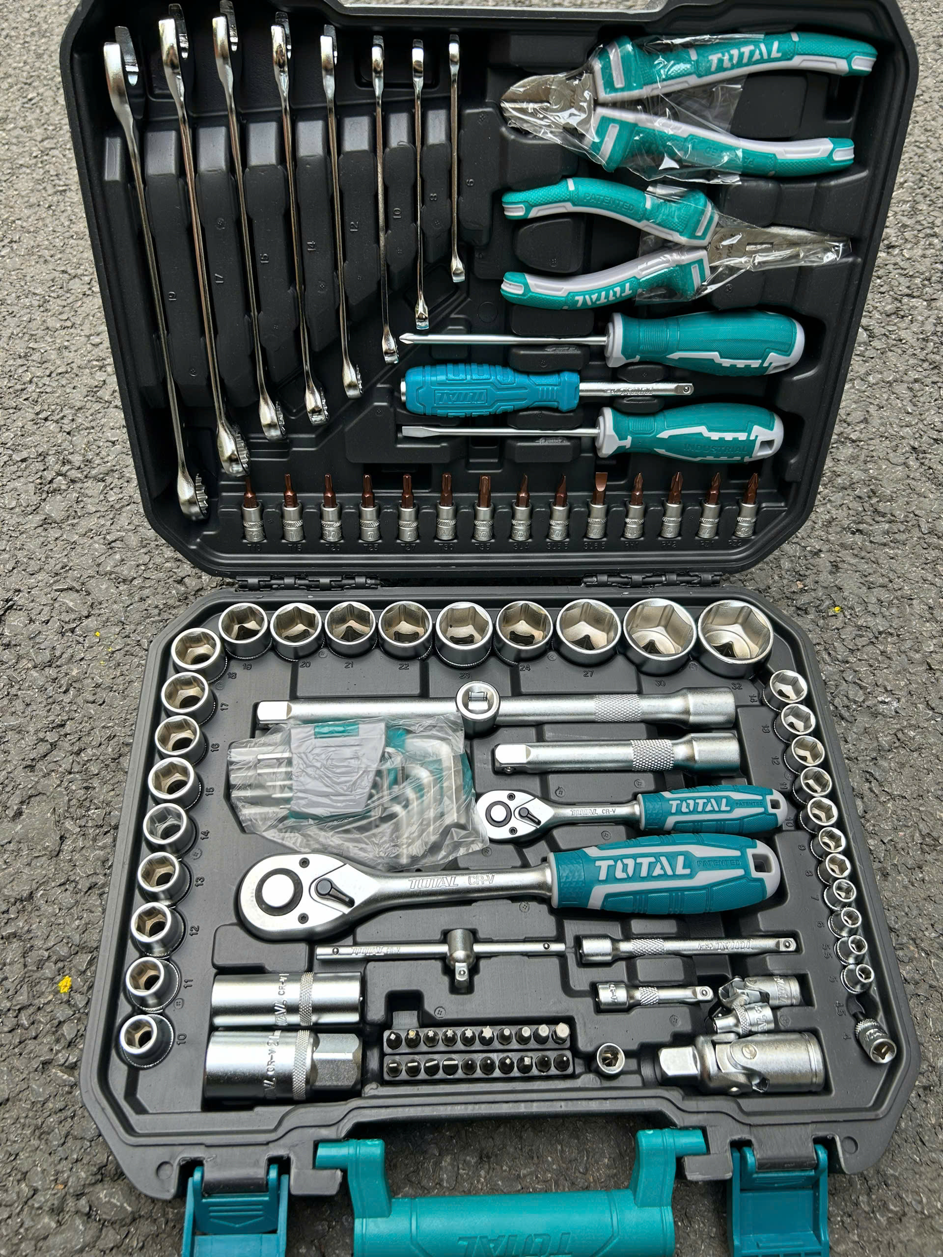 Bộ 100 công cụ TOTAL THKTHP21006
