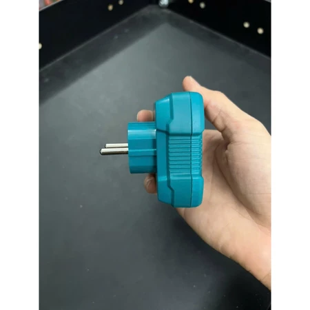 Dụng cụ kiểm tra ổ cắm TOTAL TESST30011