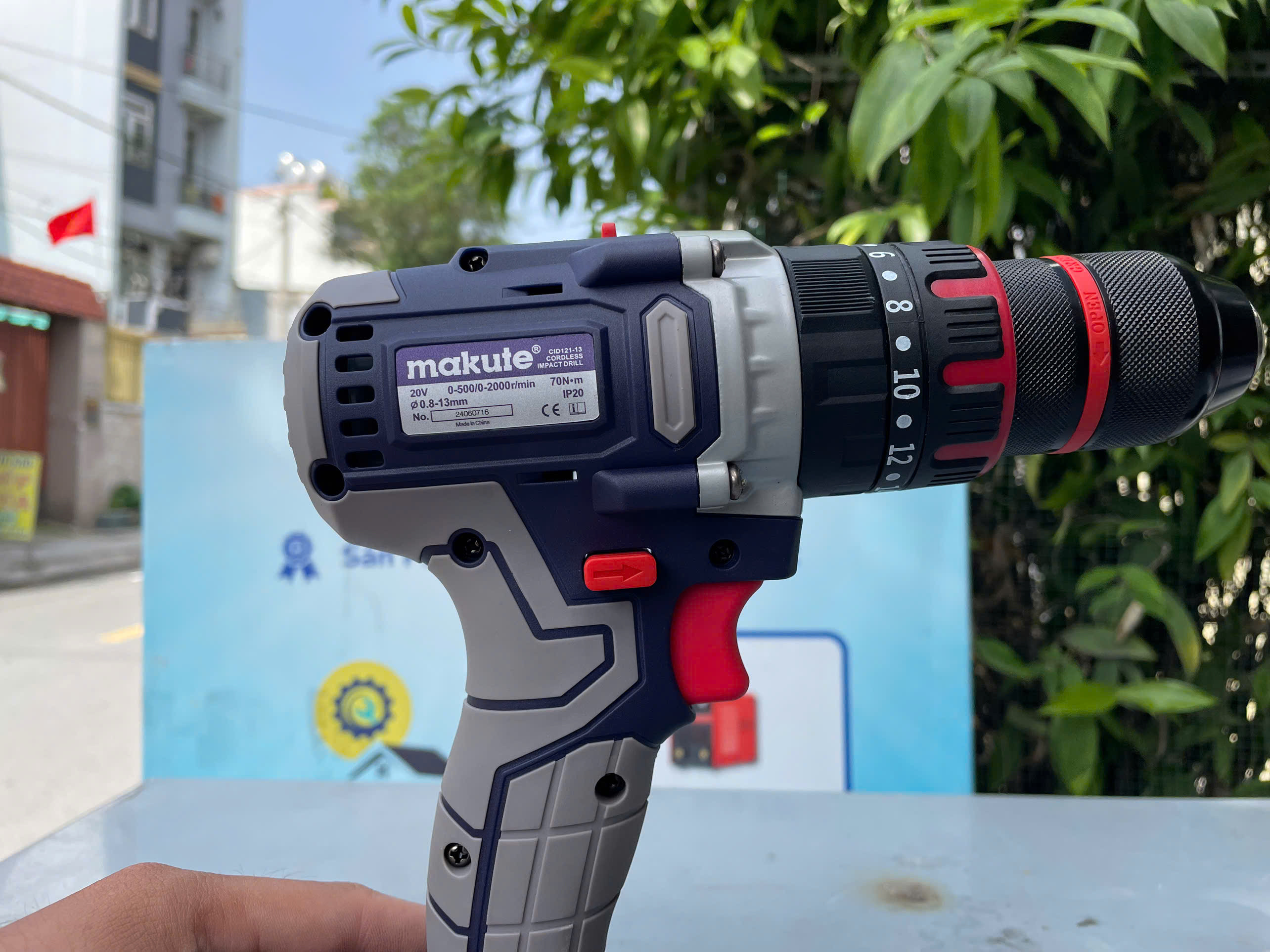 Máy khoan pin có động lực Makute CID-121-13-2BL 