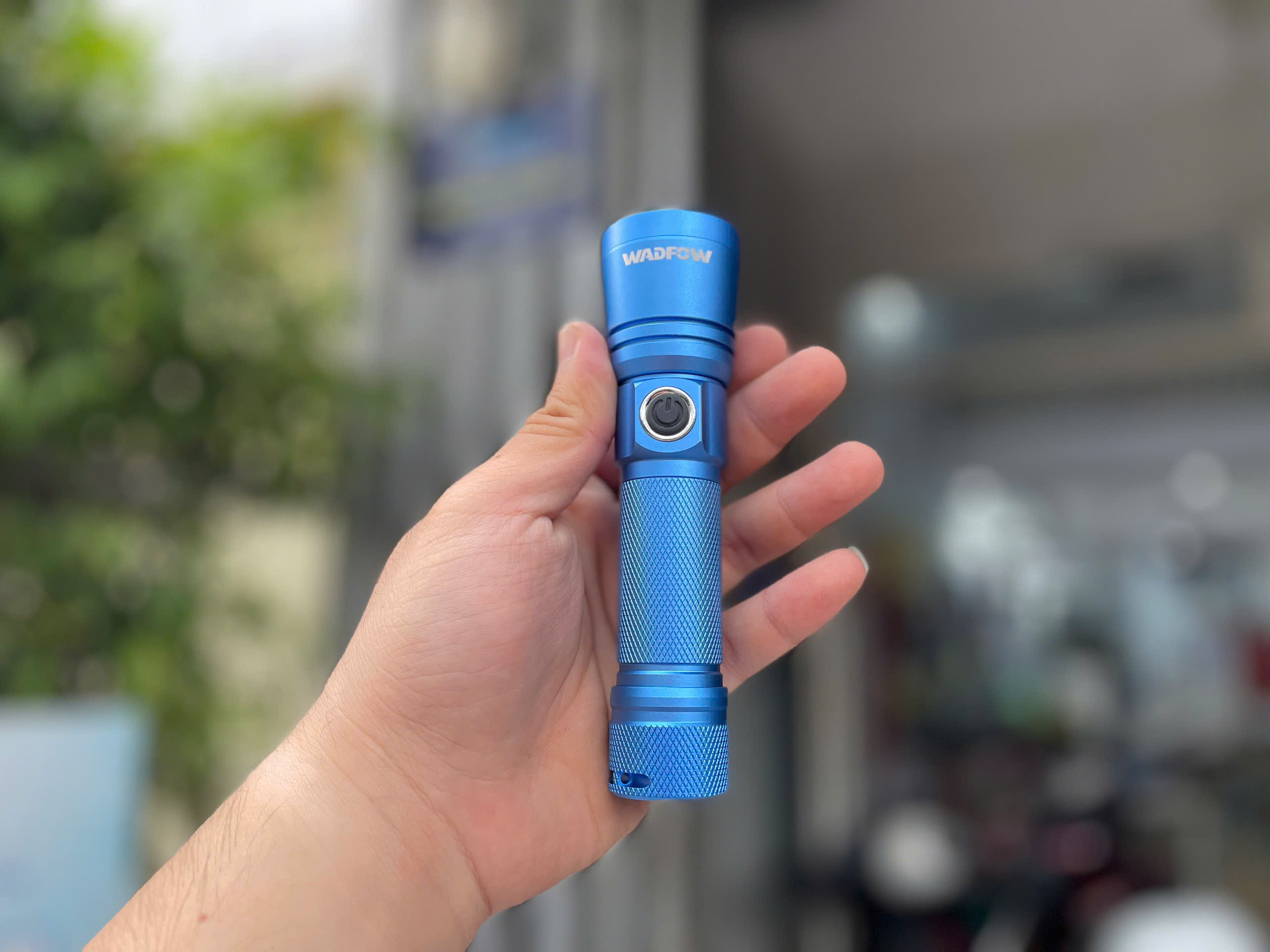 Đèn pin 500Lm WADFOW WFL5408
