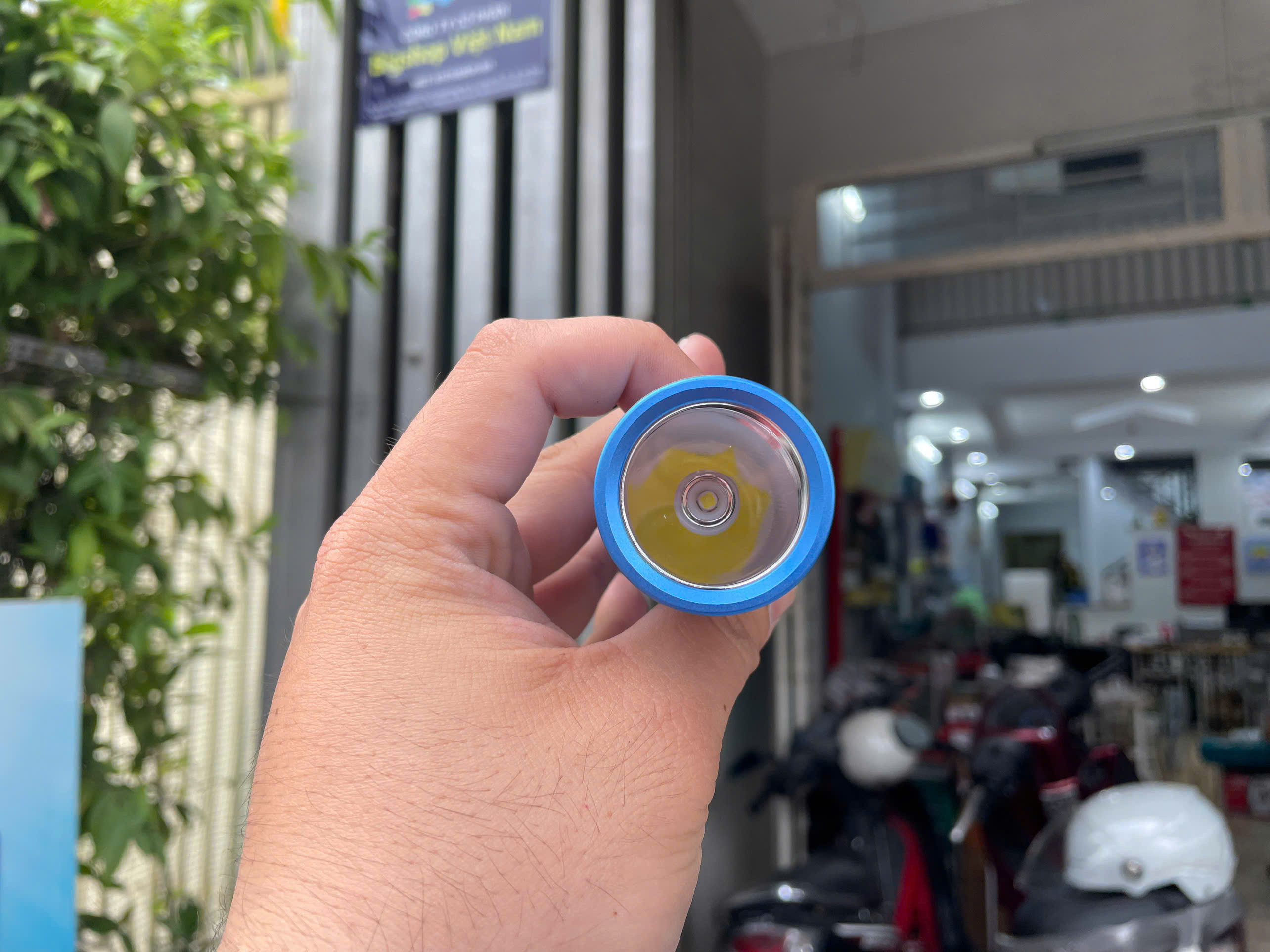 Đèn pin 500Lm WADFOW WFL5408