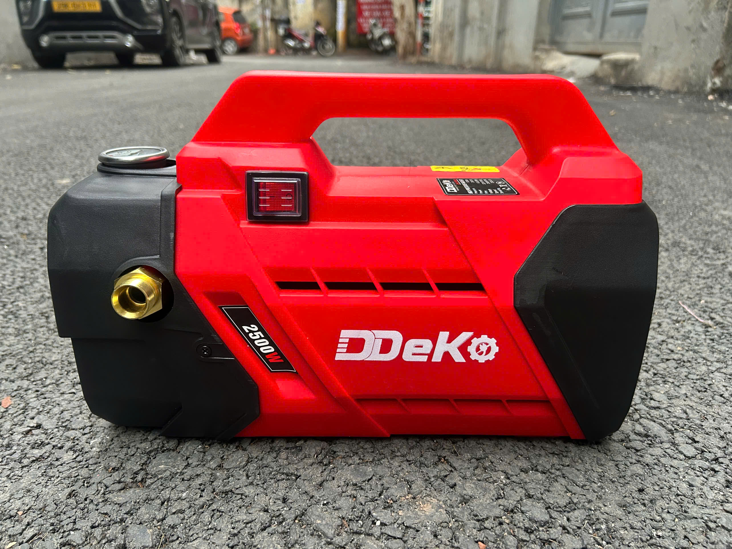 Máy Rửa Xe DEKO 2500W DK-P2000