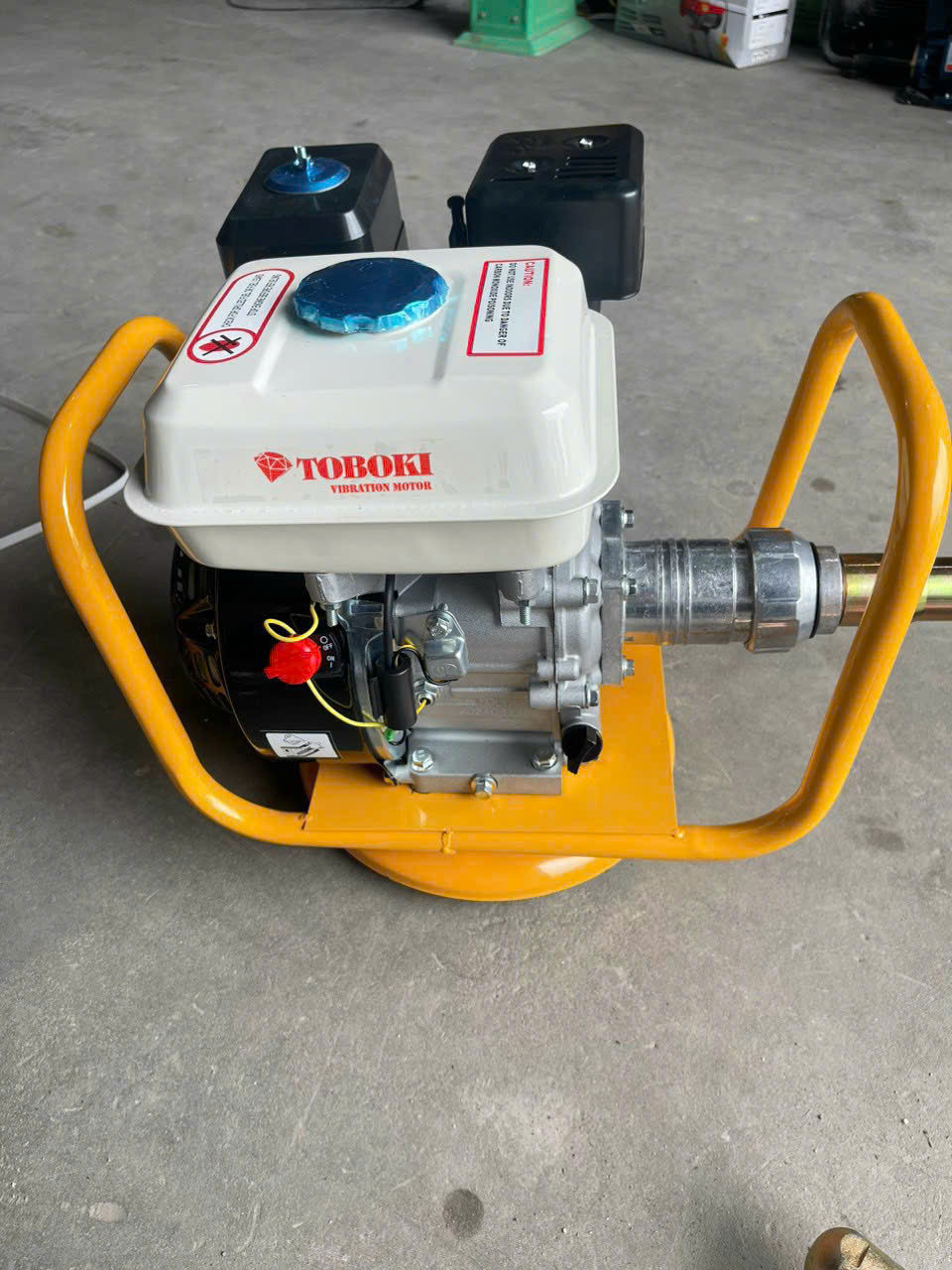 Máy Đầm Dùi Chạy Xăng TOBOKI T6.5HP