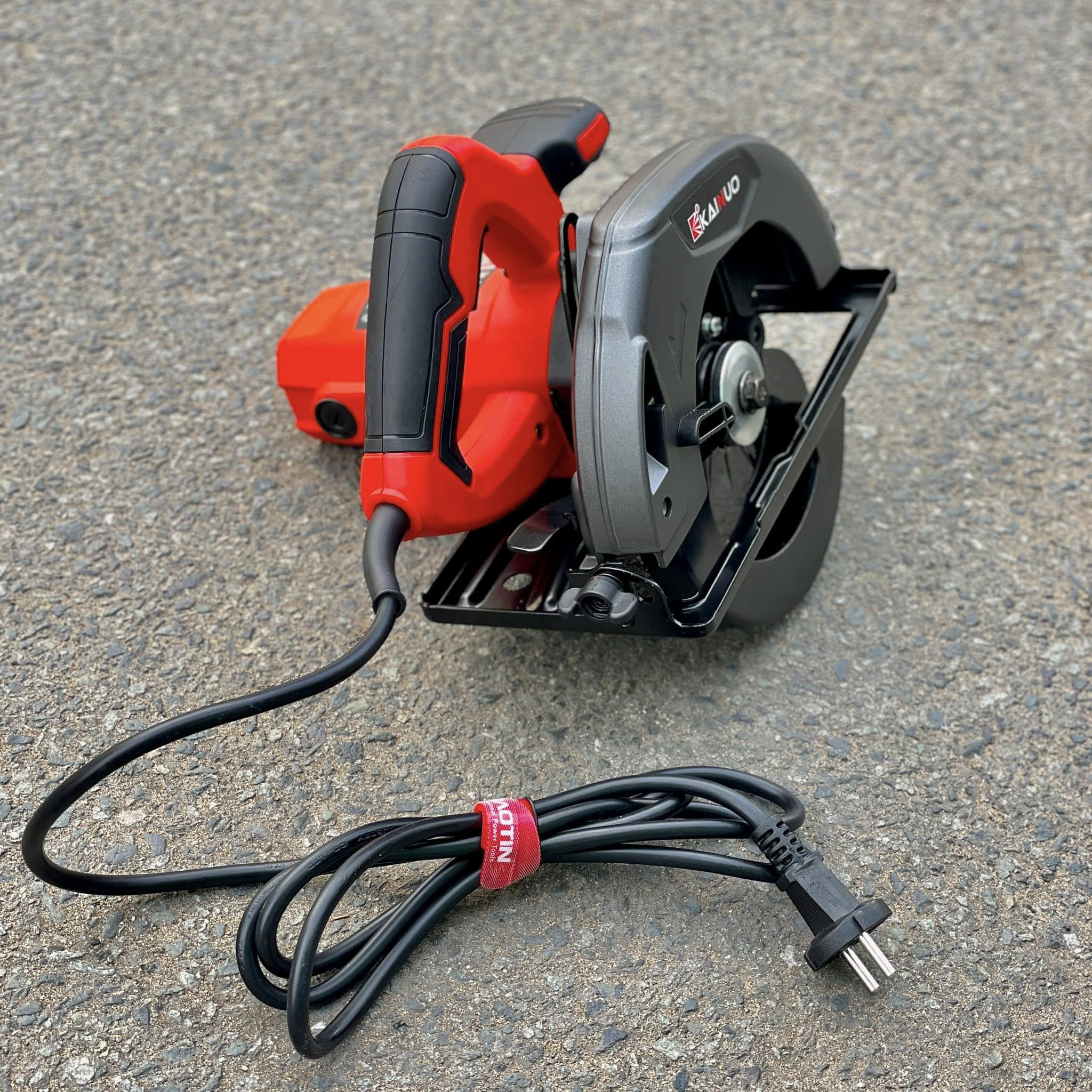 Máy cắt gỗ KAINUO 6185 1500W 185mm