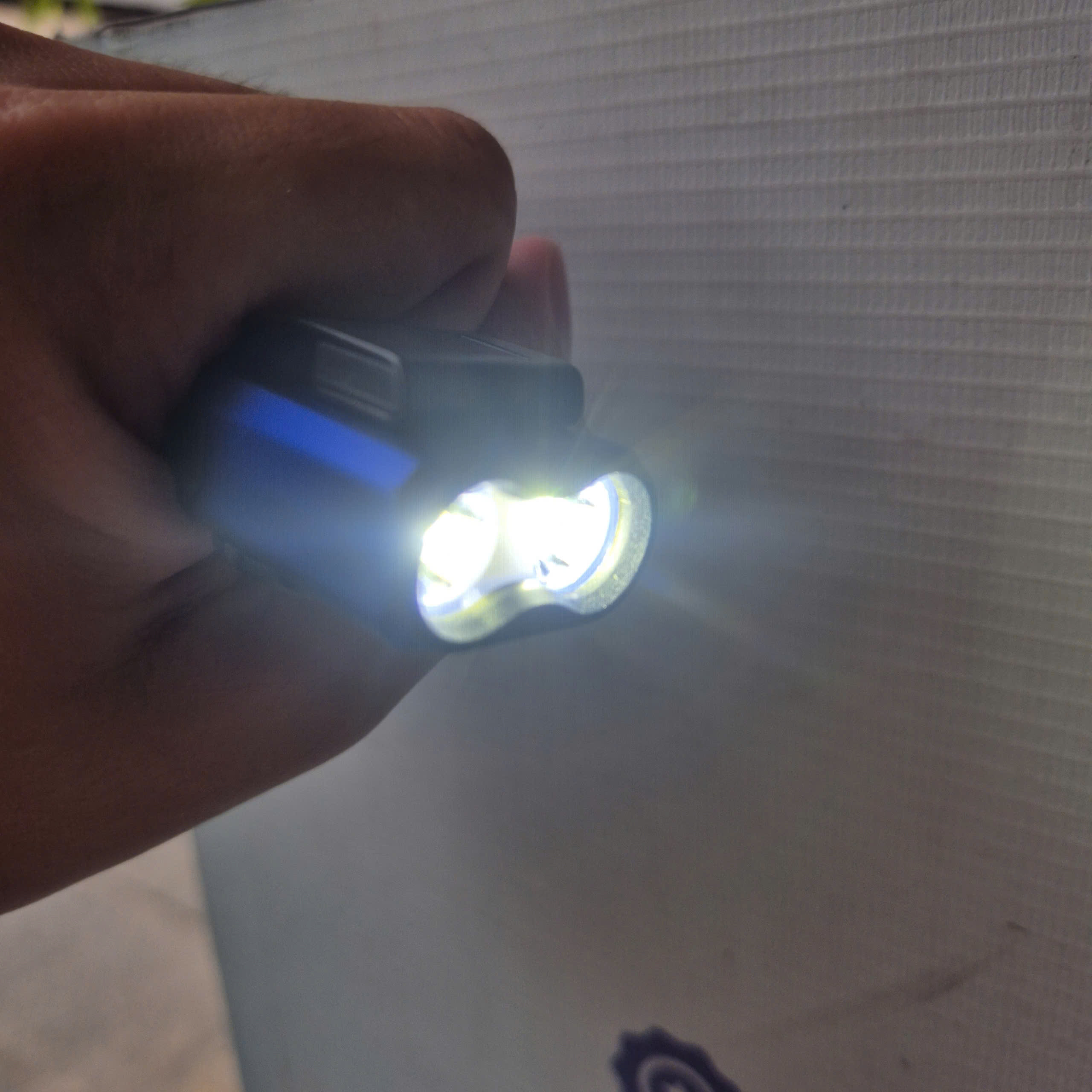 Đèn LED cài áo KINGBLUE LED750 (Độ sáng 750 Lm)