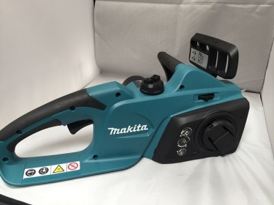 Máy cưa xích Makita UC4041A