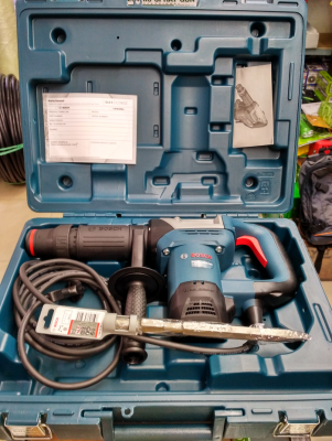 Máy đục bê tông Bosch GSH 500 GEN II chính hãng 17mm