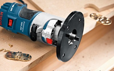 Máy phay nhỏ Bosch GMR1