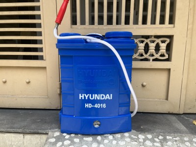 Máy phun thuốc trừ sâu Hyundai HD-4016