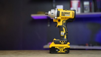 Máy vặn bu lông động lực pin Dewalt DCF894P2