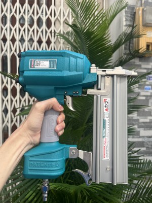 Súng bắn đinh bê tông dùng hơi Total TAT8641