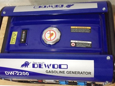 Máy phát điện dùng xăng Dewoo -2KW - dây đồng DW-2200