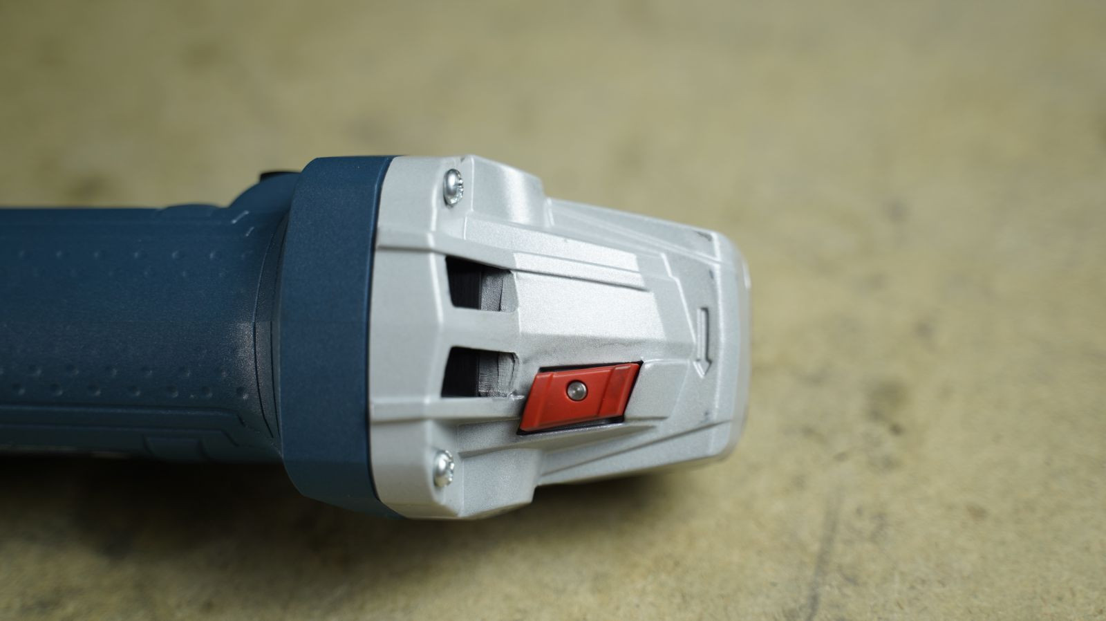 Máy mài góc Bosch GWS 900-125S (Điều chỉnh tốc độ)