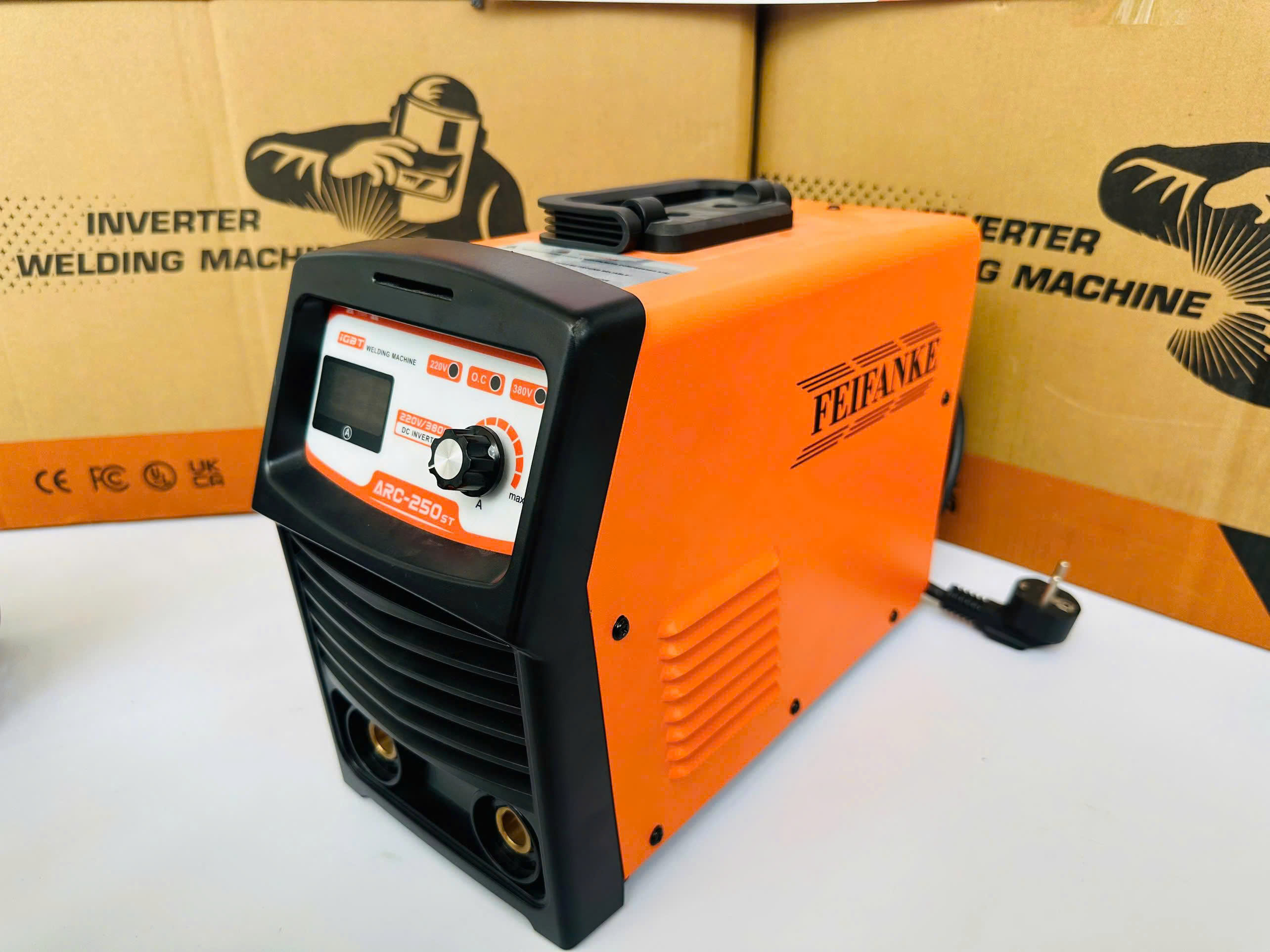 Máy hàn que điện tử FEIFANKE ARC-250ST hàn que 1.6 đến 3.2mm