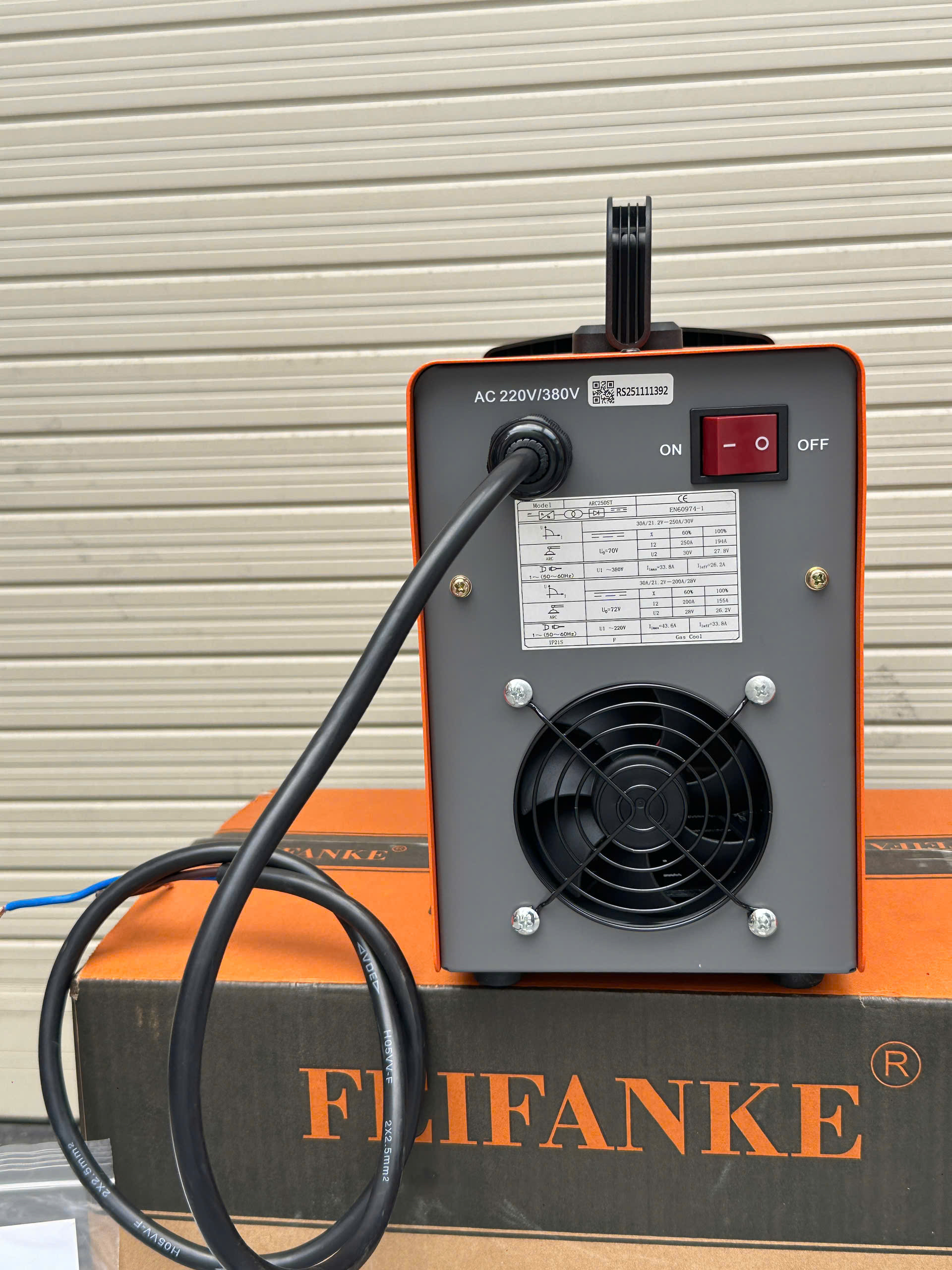 Máy hàn que điện tử FEIFANKE ARC-250ST hàn que 1.6 đến 3.2mm