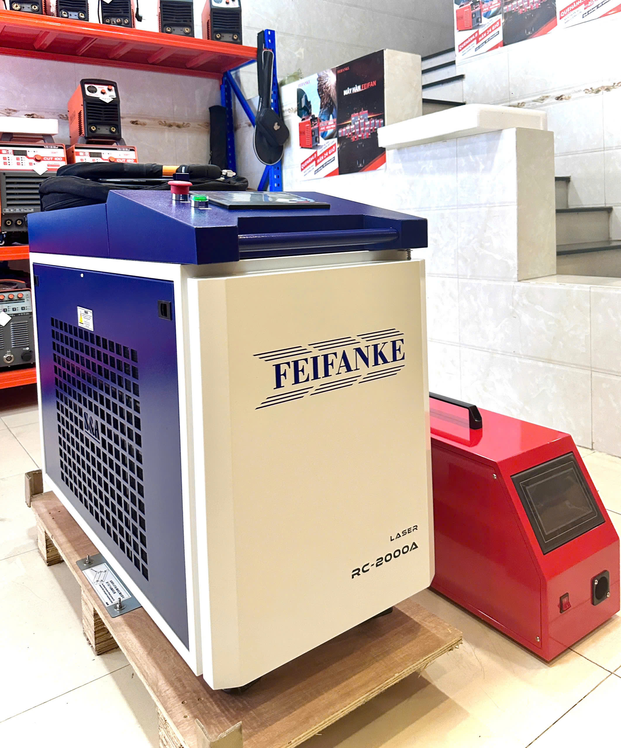 Máy hàn đặc biệt Laser 220V, 2000W FEIFANKE RC-2000A 