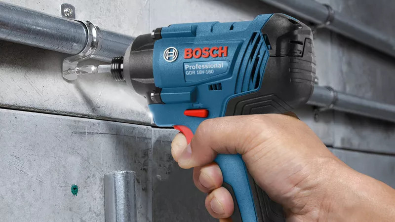 Máy vặn vít dùng pin 18V Bosch GDR 180-LI