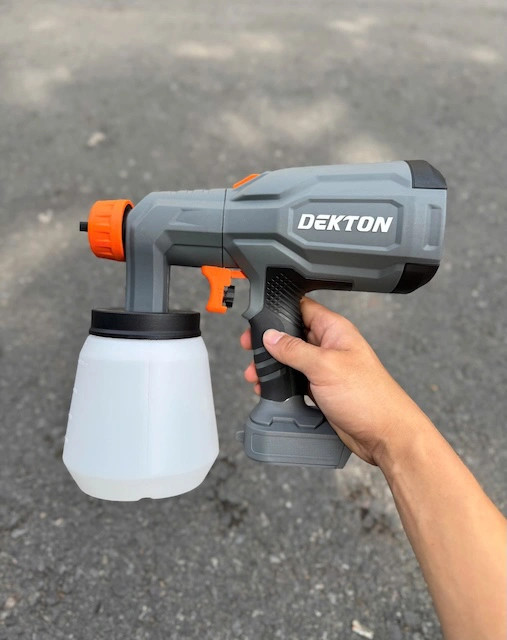 Máy phun sơn 21V DEKTON M21-SPS1000