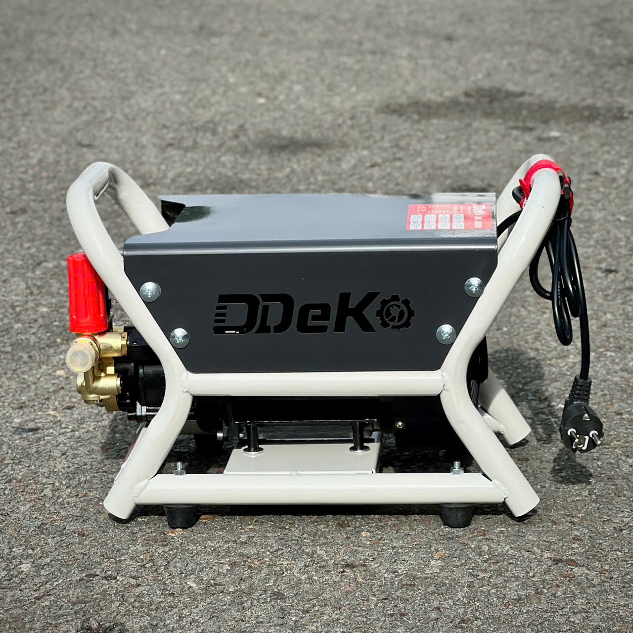 Máy rửa xe cao áp 2900W DEKO DK-2900B