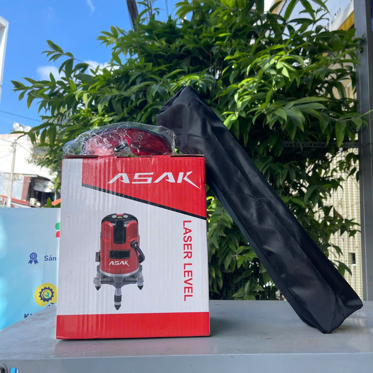 Máy cân mực laser 5 tia đỏ ASAK BL5002, tặng kèm chân