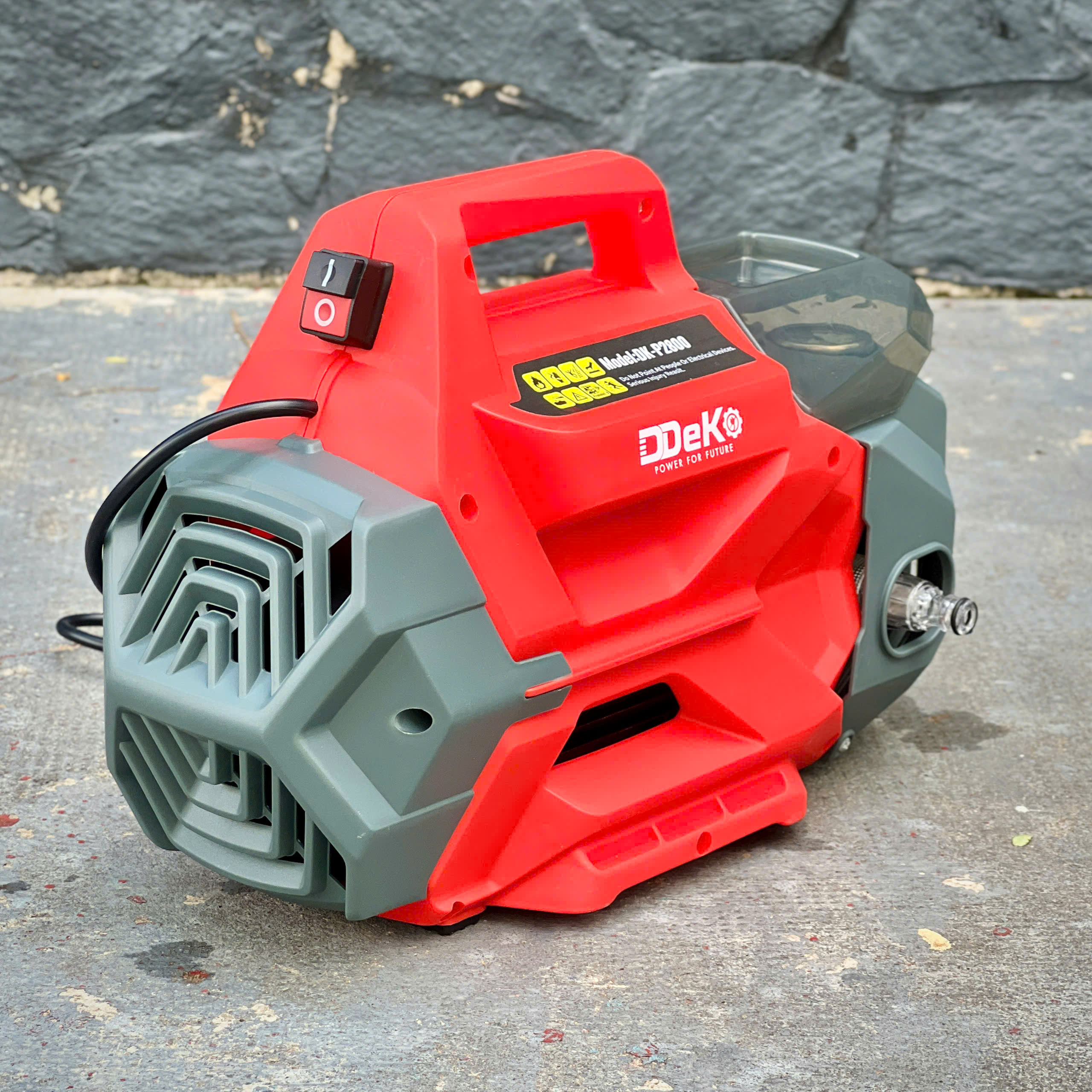 Máy rửa xe chỉnh áp 2800W DEKO DK-P2800