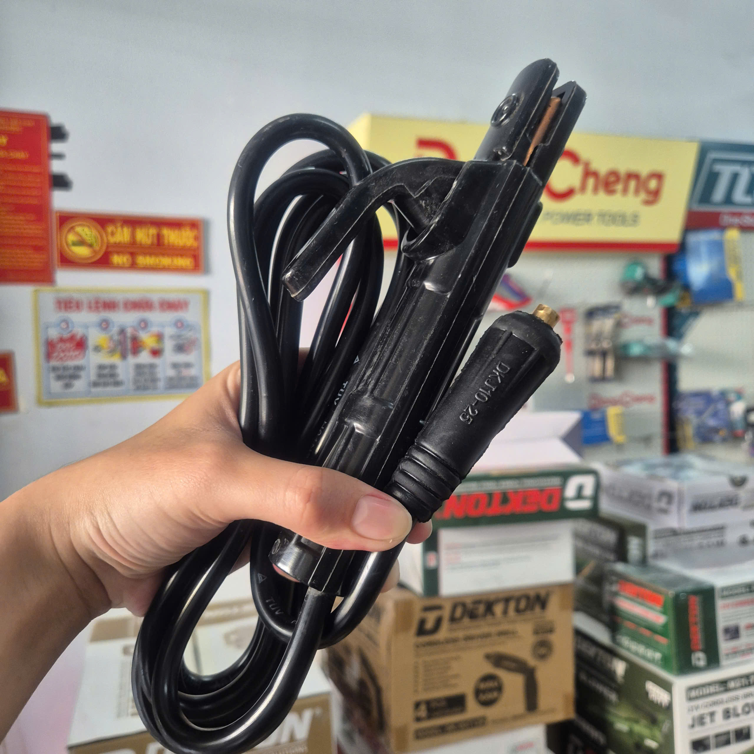 Máy hàn que mini 220V Hồng Ký HKM1250F (Valy)