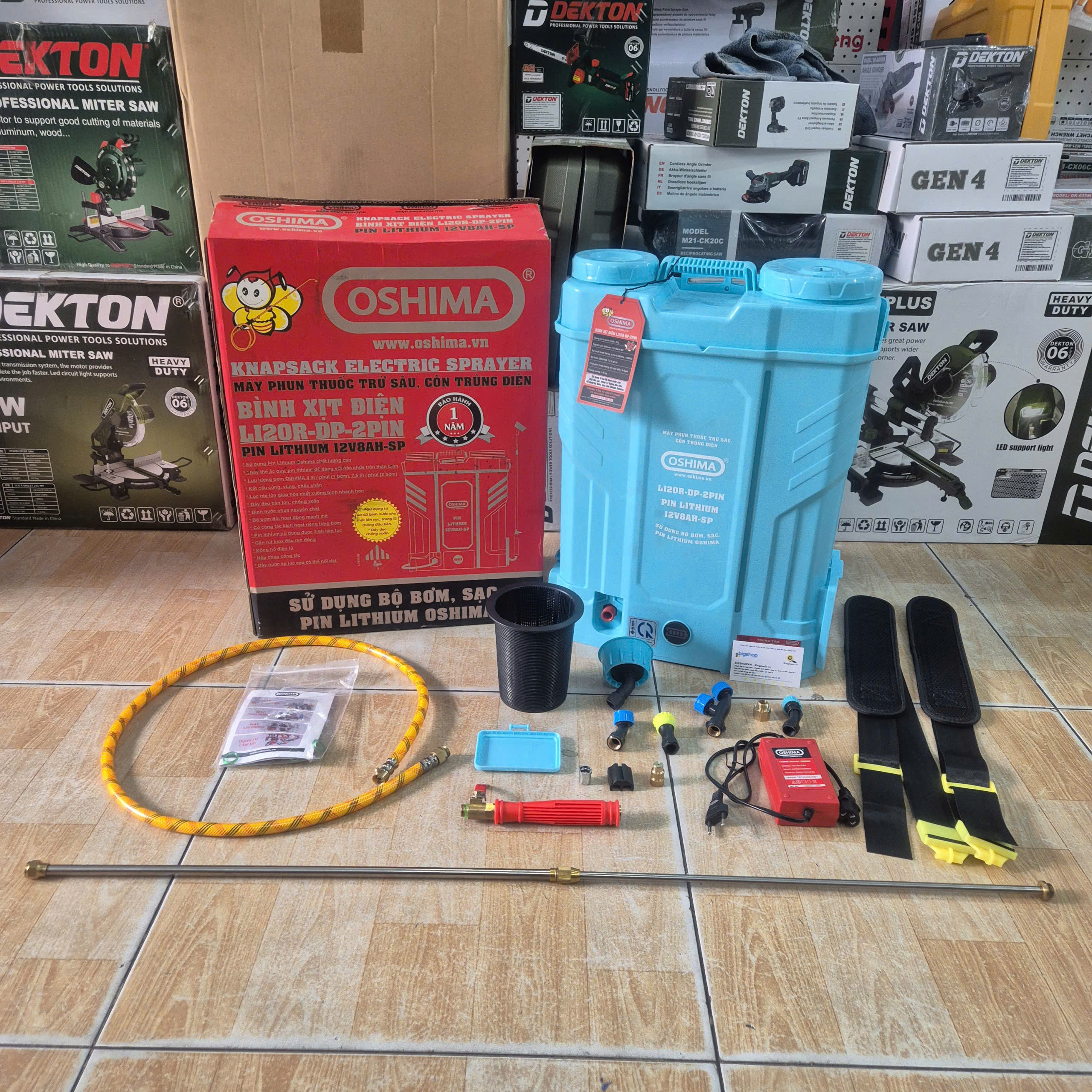 Máy phun thuốc trừ sâu, côn trùng điện dùng pin lithium OSHIMA Li20R-DP (2 PIN)