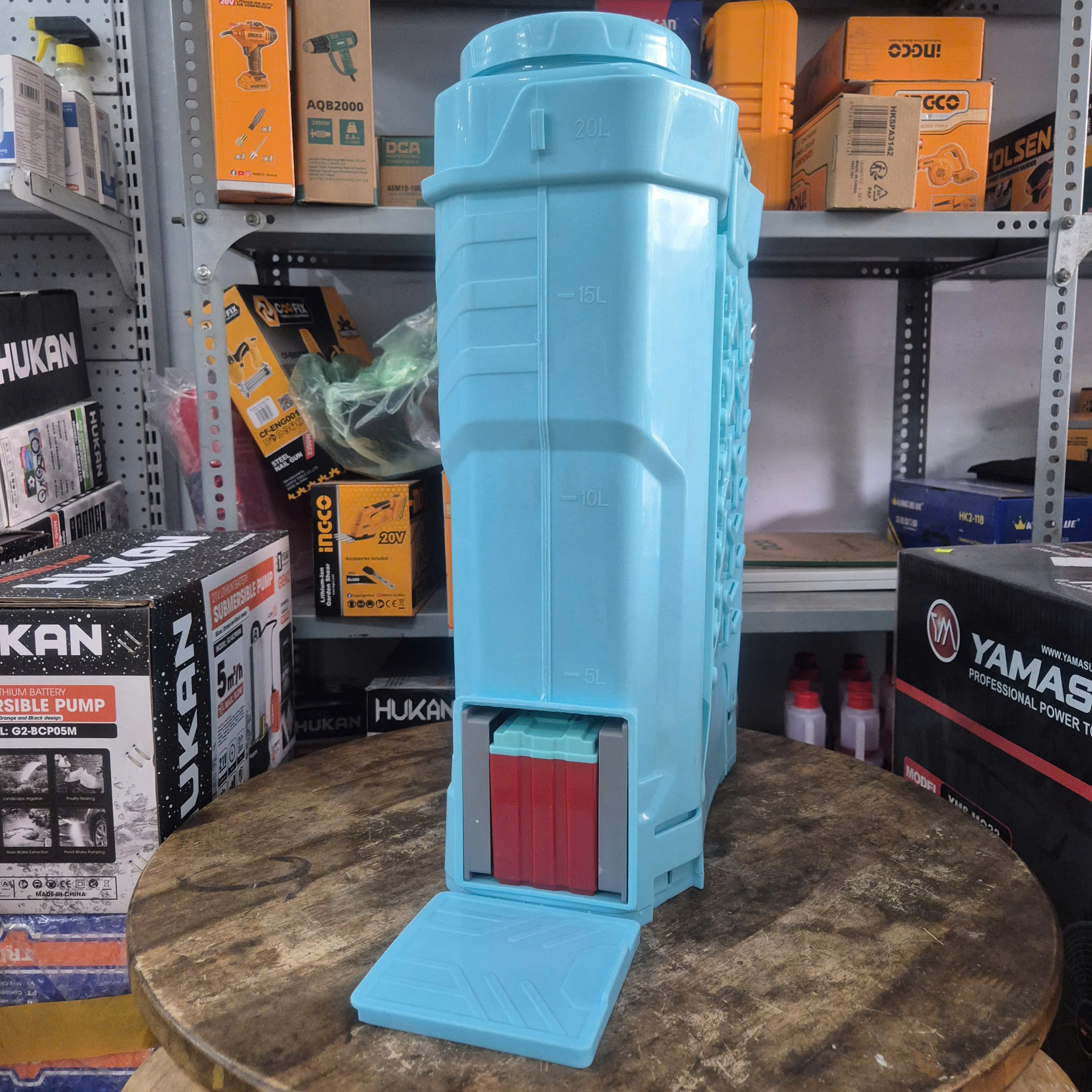 Máy phun thuốc trừ sâu, côn trùng điện dùng pin lithium OSHIMA Li20R-DP (2 PIN)