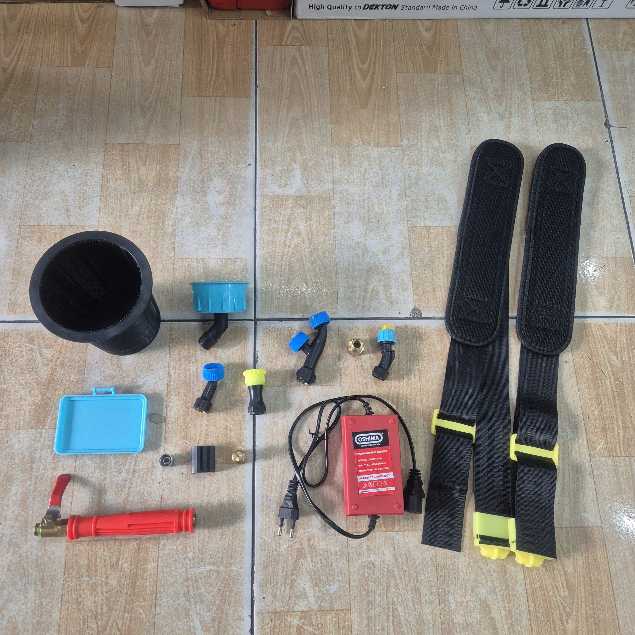 Máy phun thuốc trừ sâu, côn trùng điện dùng pin lithium OSHIMA Li20R-DP (2 PIN)