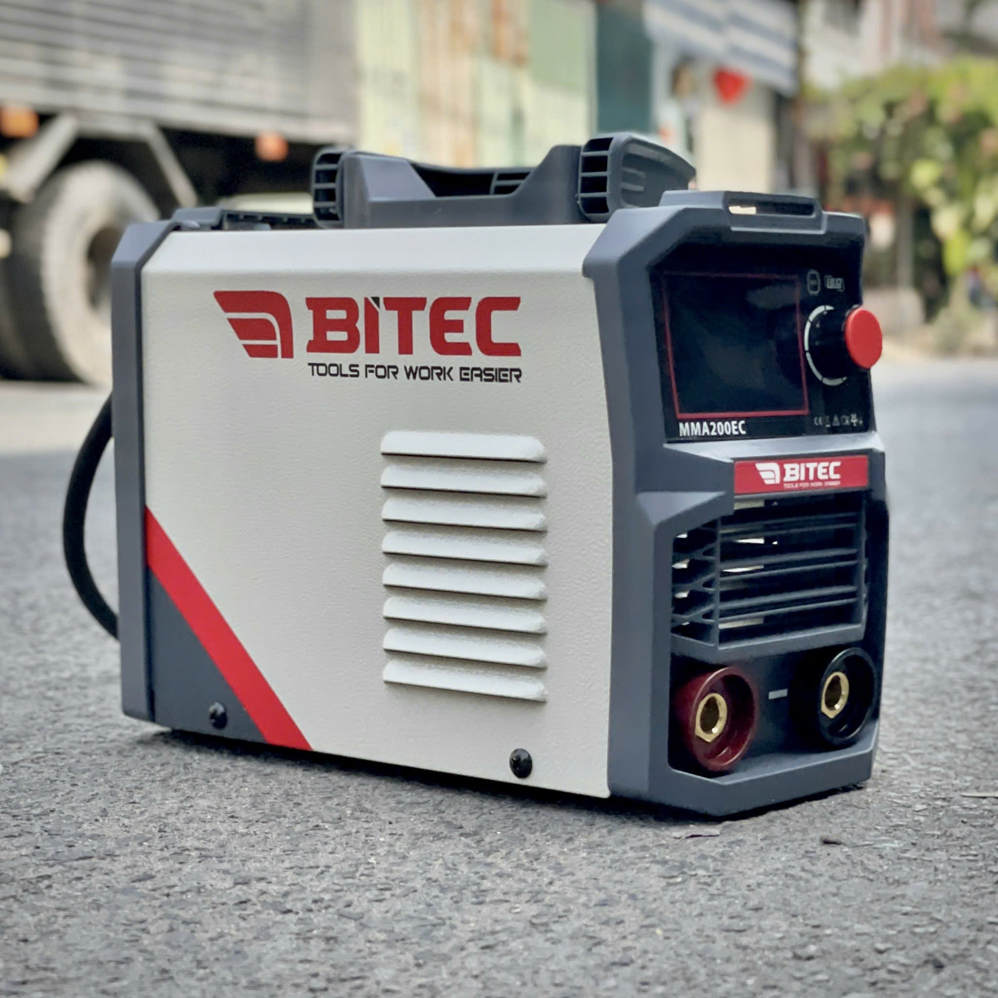 Máy hàn que BITEC MMA200EC, que 2.5 ly