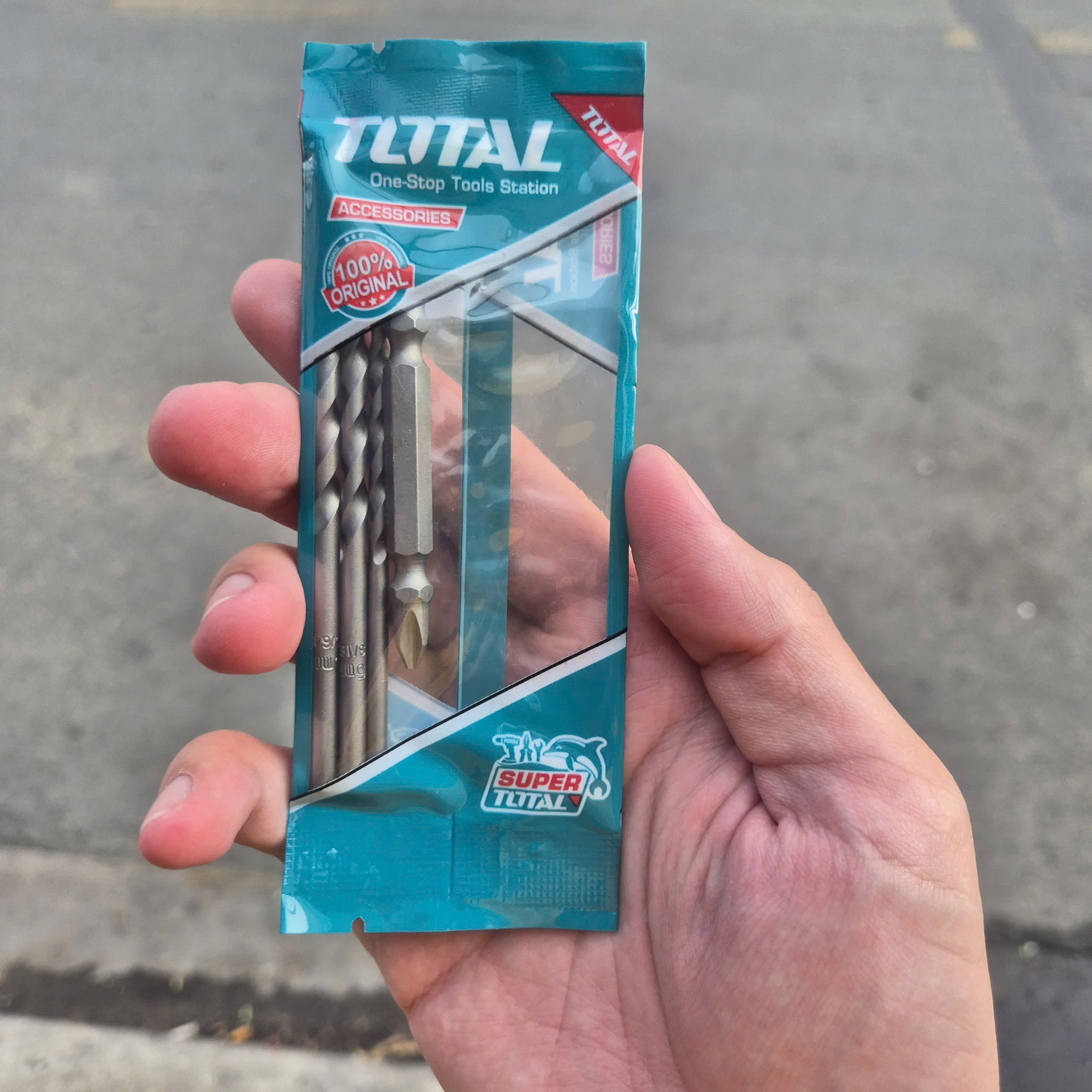 Máy khoan búa không chổi than dùng pin 20V TOTAL TIDLI206681 (Thân máy)