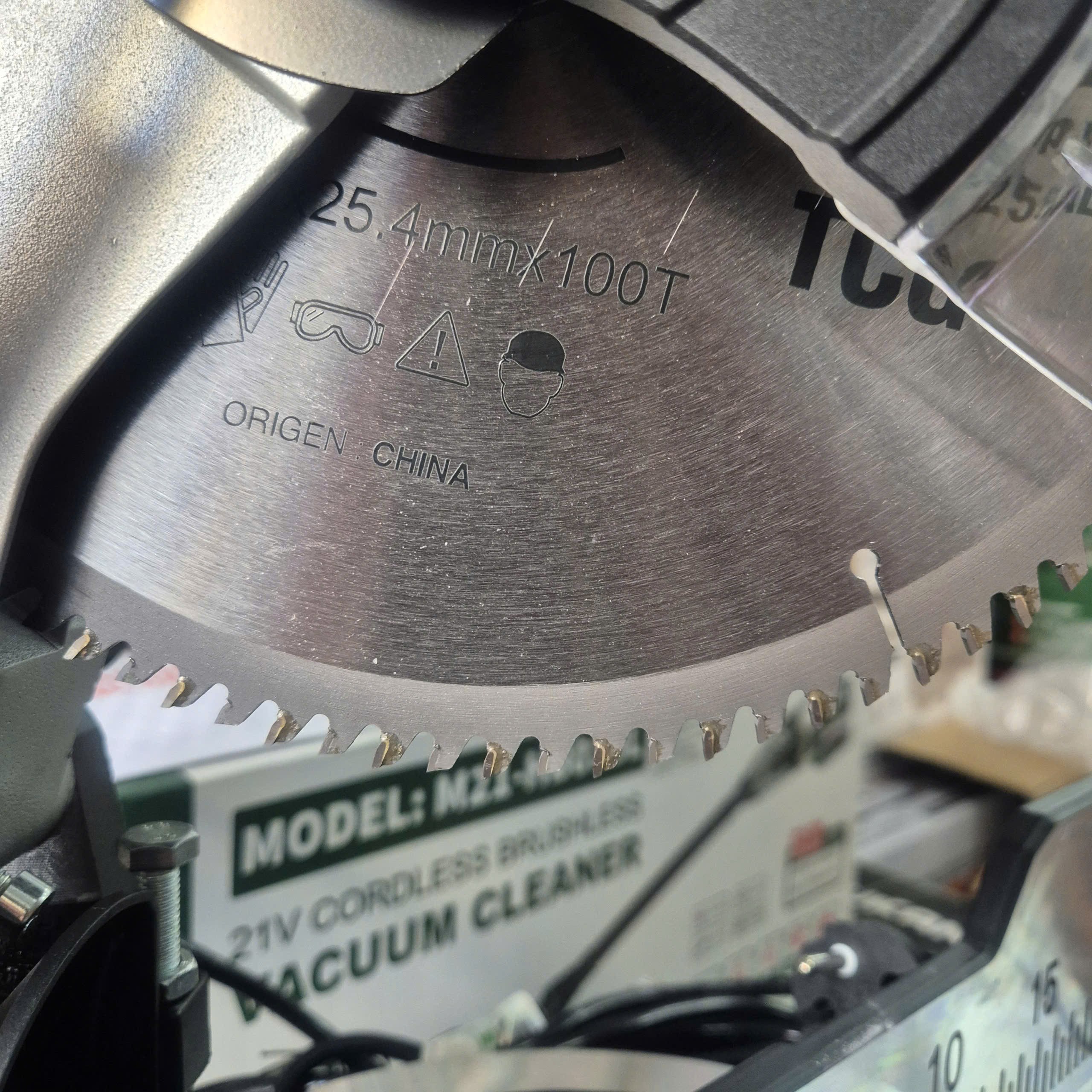 Máy cắt nhôm 1700W HUKAN G2-MS90255 (GEN 2)