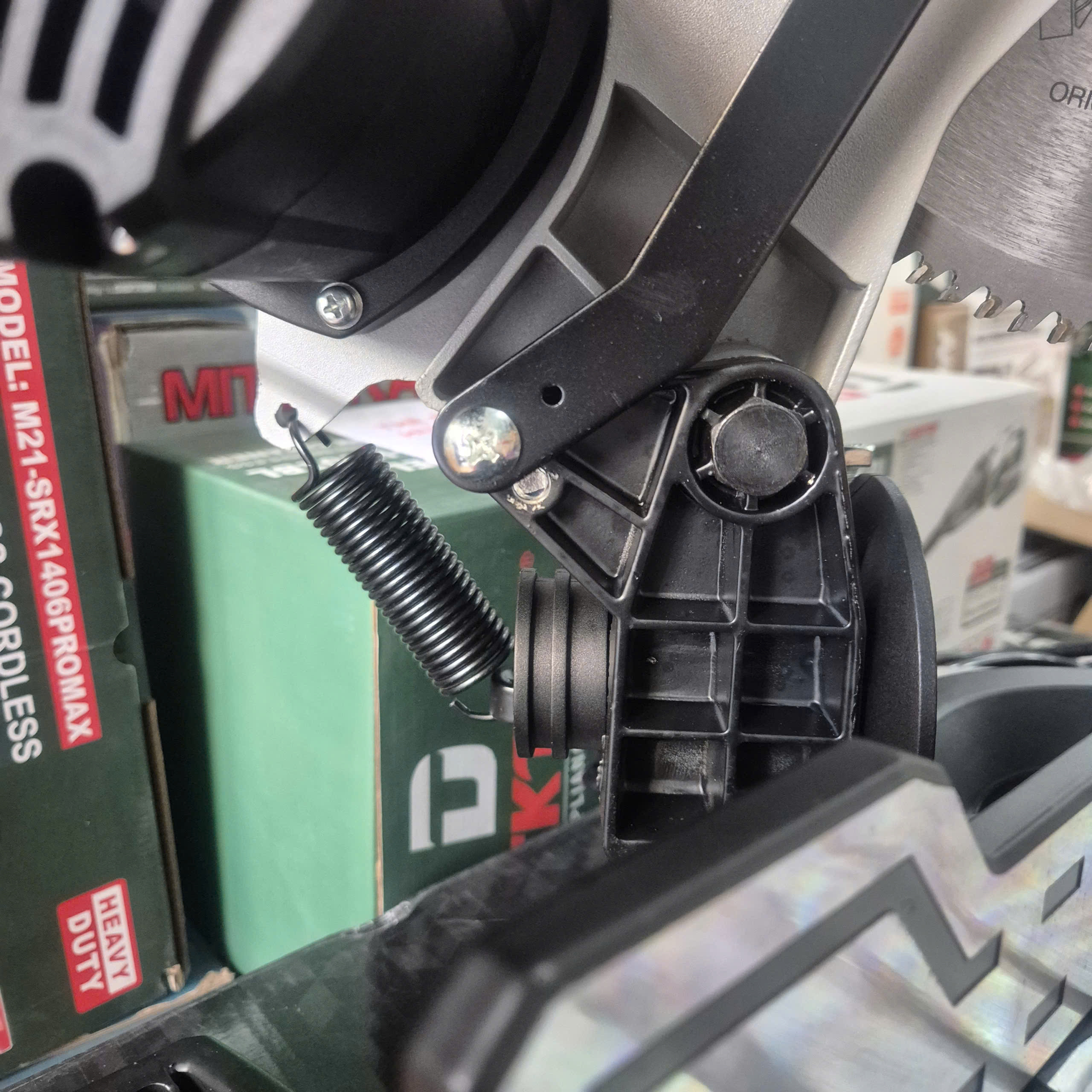 Máy cắt nhôm 1700W HUKAN G2-MS90255 (GEN 2)