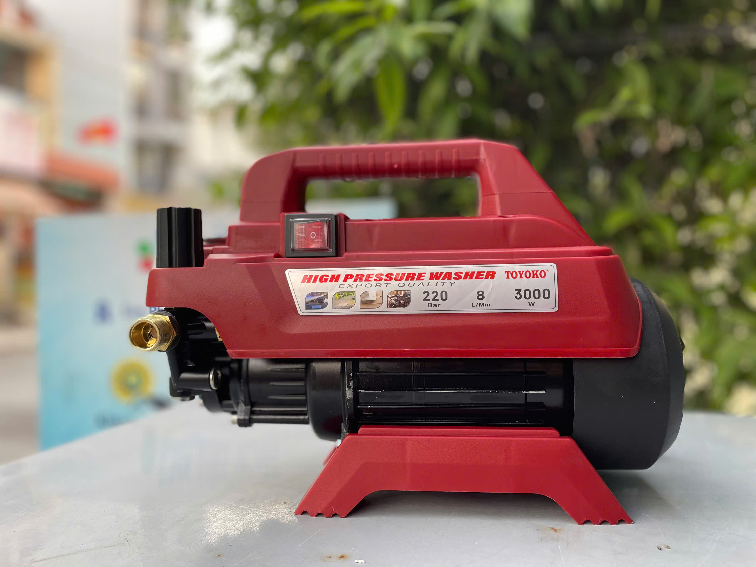Máy Rửa Xe Có Chỉnh Áp TOYOKO T3000WM – Mô Tơ Từ Siêu Bền, Phun Áp Lực Mạnh | Bigshop.vn