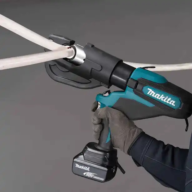 Máy Ép Cos Dùng Pin 18V Makita DTC302ZK (Chưa kèm Pin & Sạc)