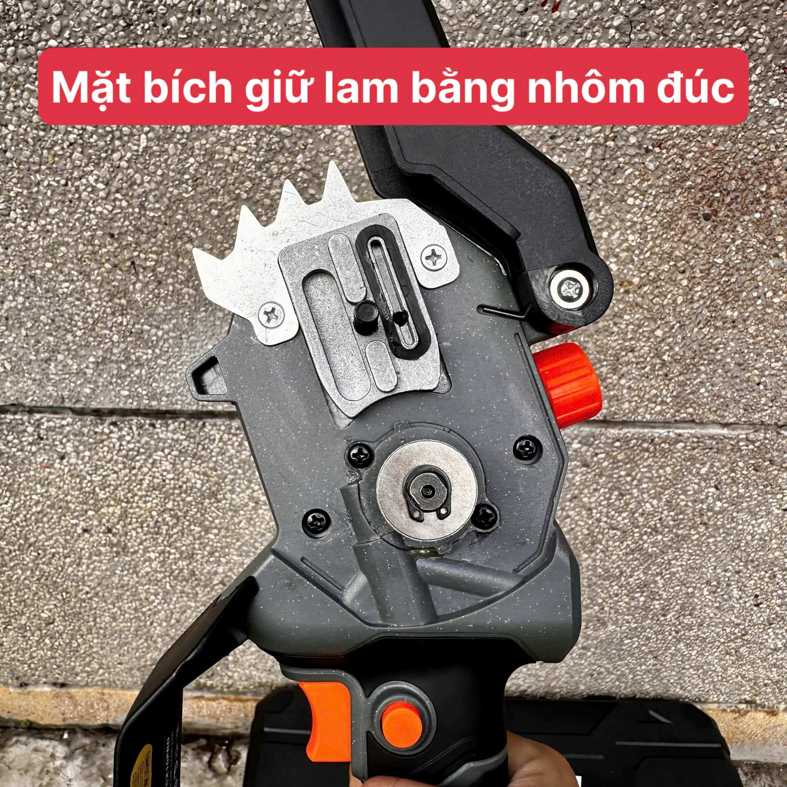Cưa xích dùng pin 21V 10inch Dekton M21-CX10PRO / M21-CX10XPRO