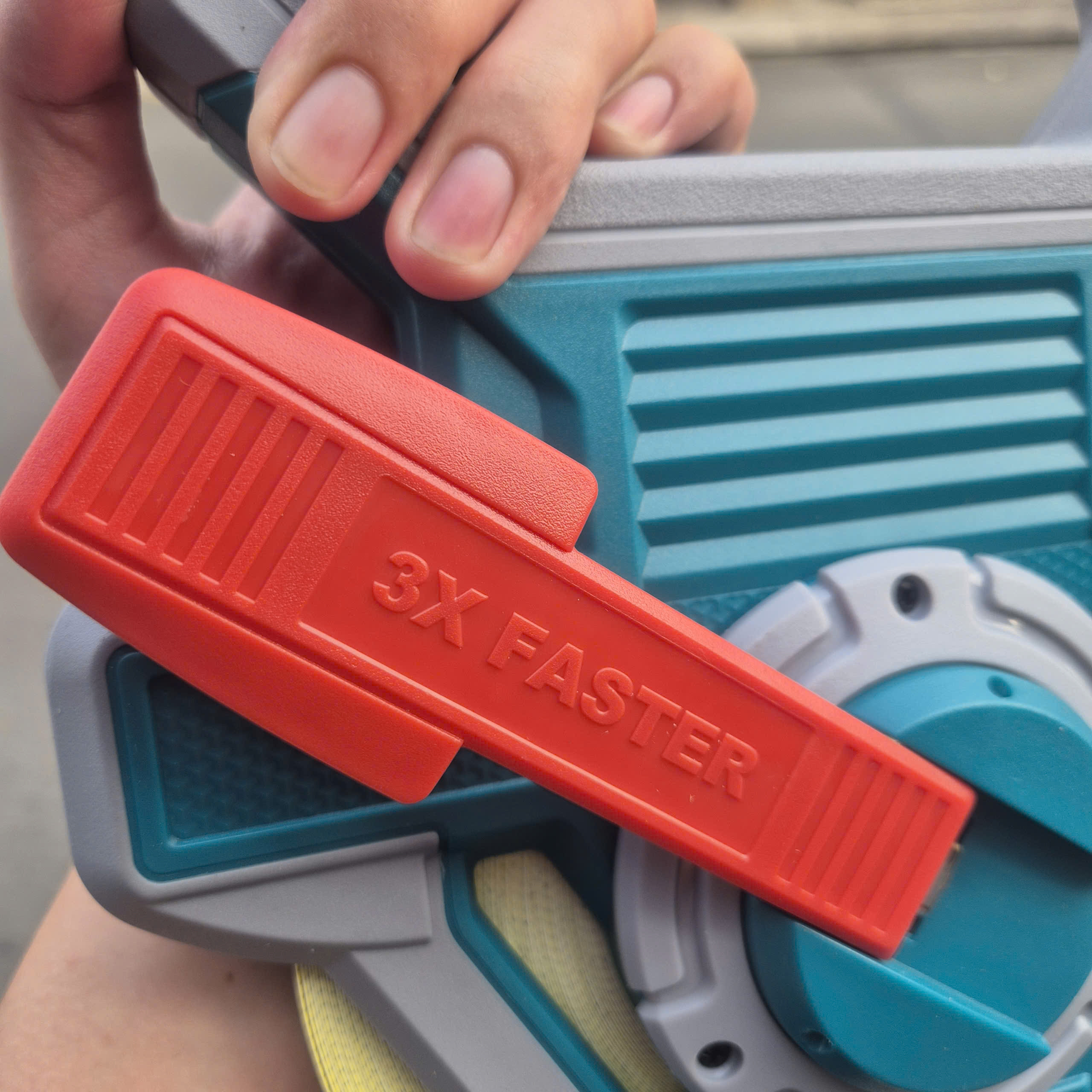 Thước dây sợi thủy tinh 50mx15mm Total TMTF18506