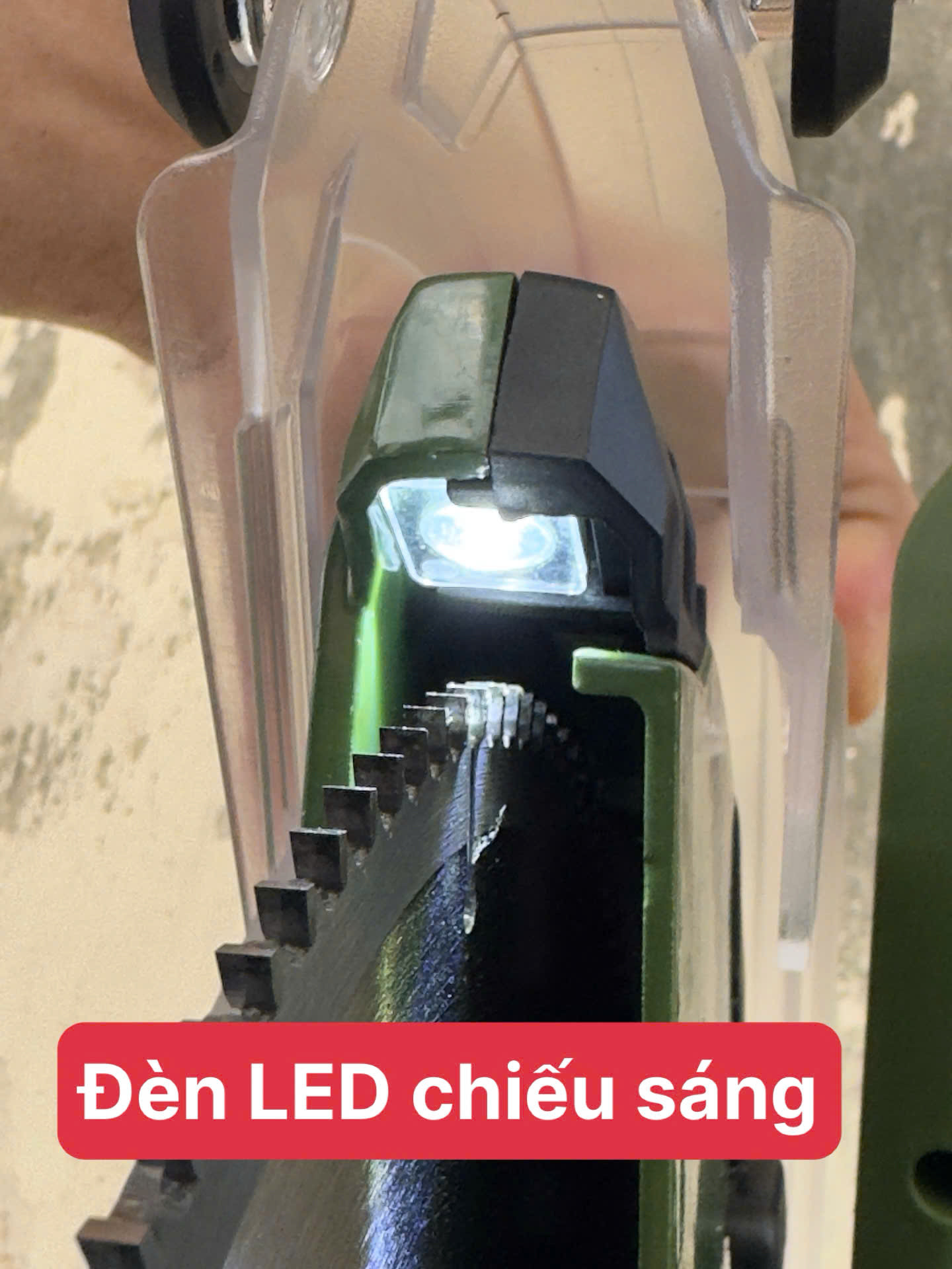 Máy cắt nhôm trực tiếp 1800W 255mm Dekton DK-CN255XPLUS