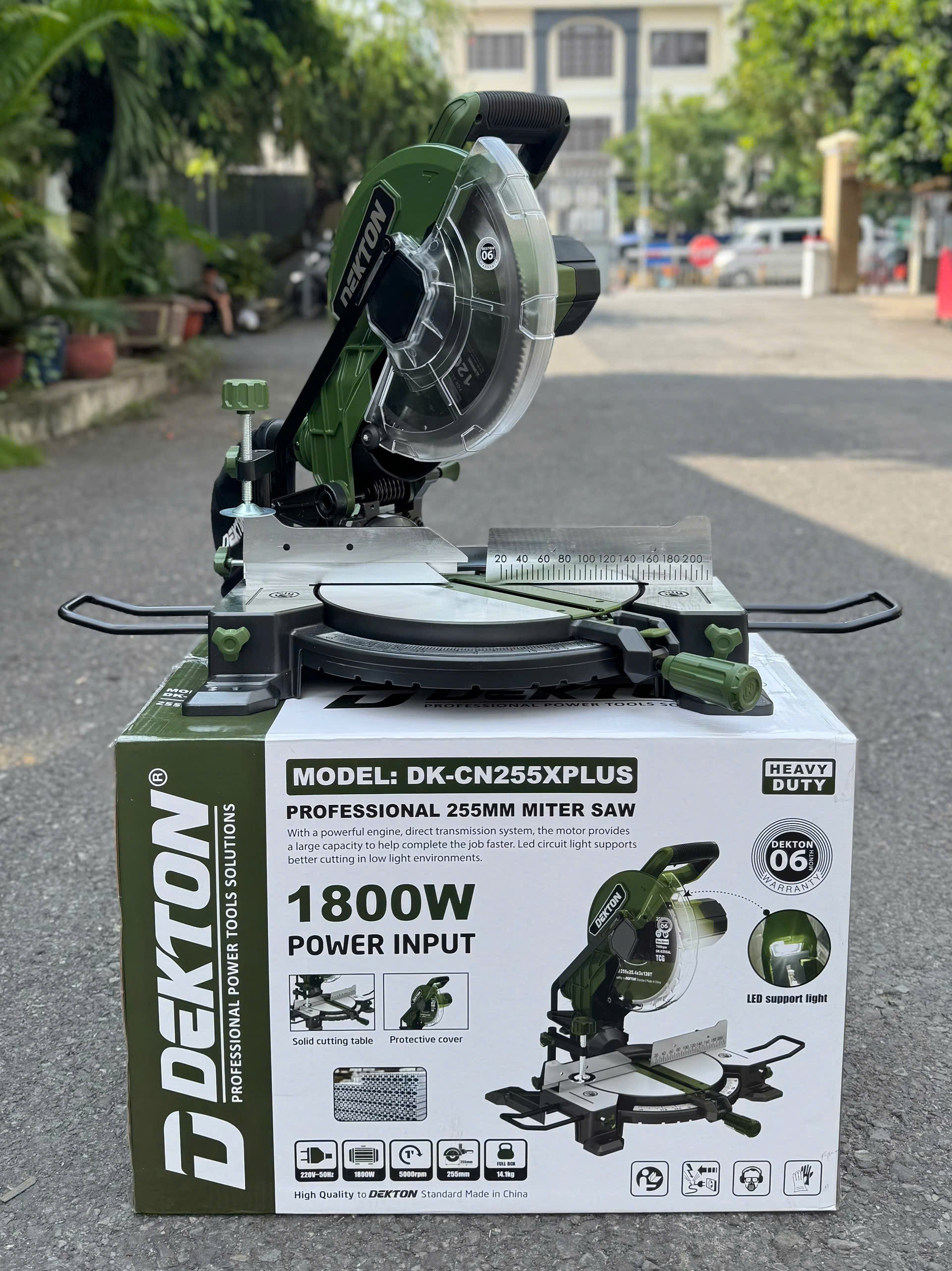 Máy cắt nhôm trực tiếp 1800W 255mm Dekton DK-CN255XPLUS