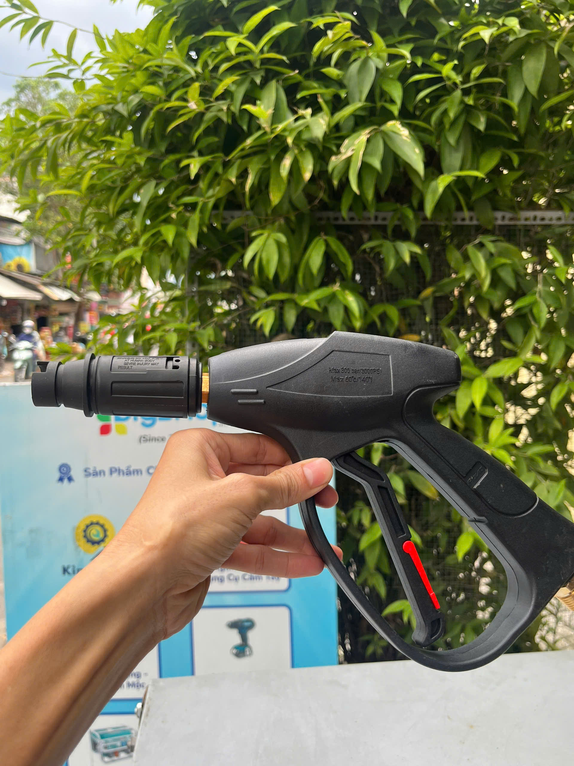 Súng dành cho máy rửa xe ren 22mm thông dụng