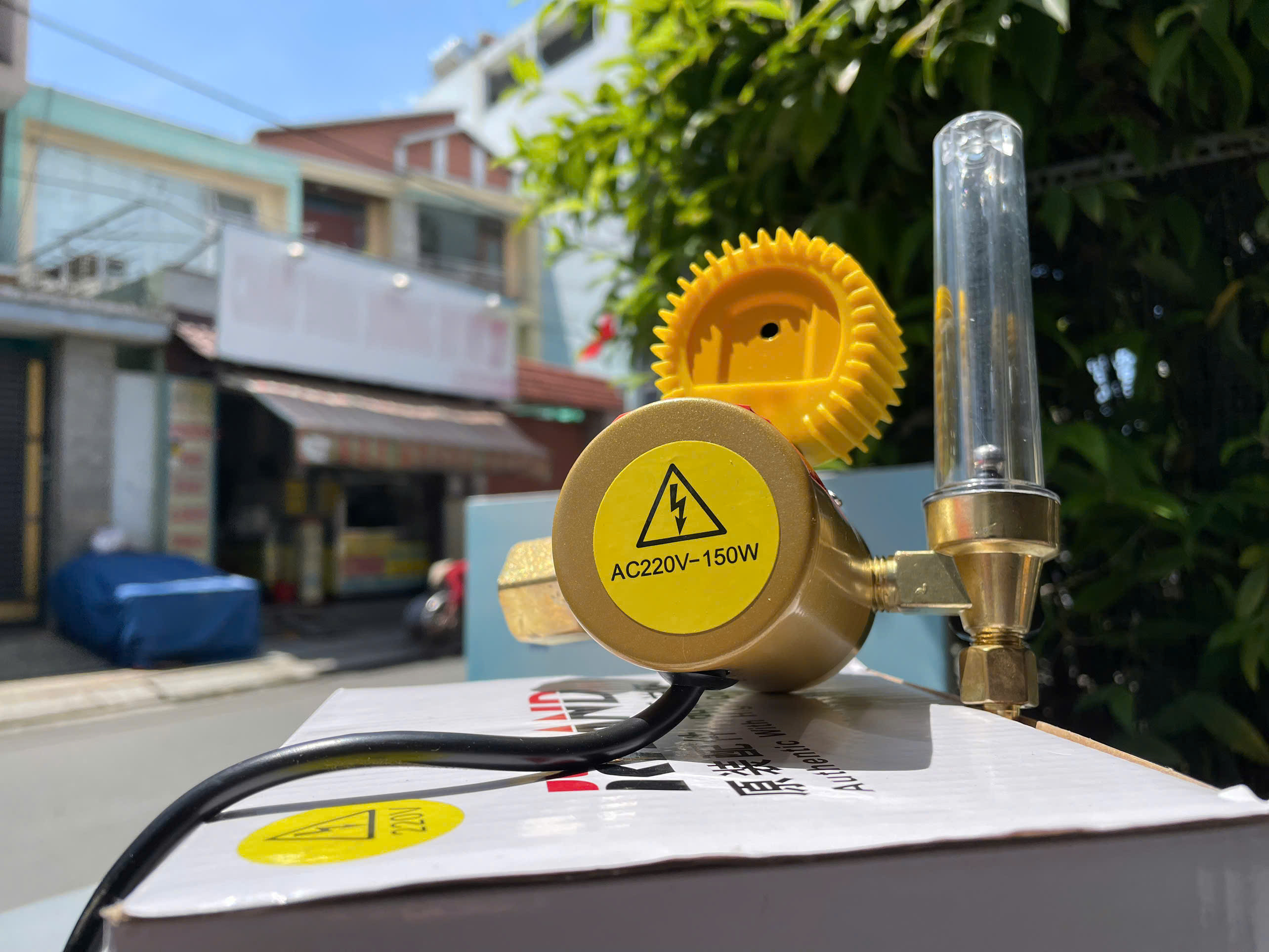 Đồng Hồ Khí CO2, 220V RILAND – Phụ Kiện Máy Hàn MIG