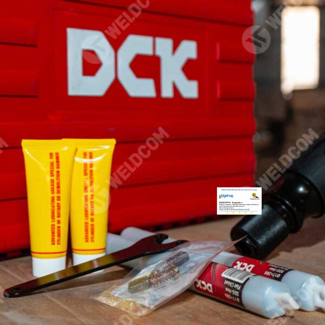 Máy đục bê tông 1050W 17mm DCK KZG6S