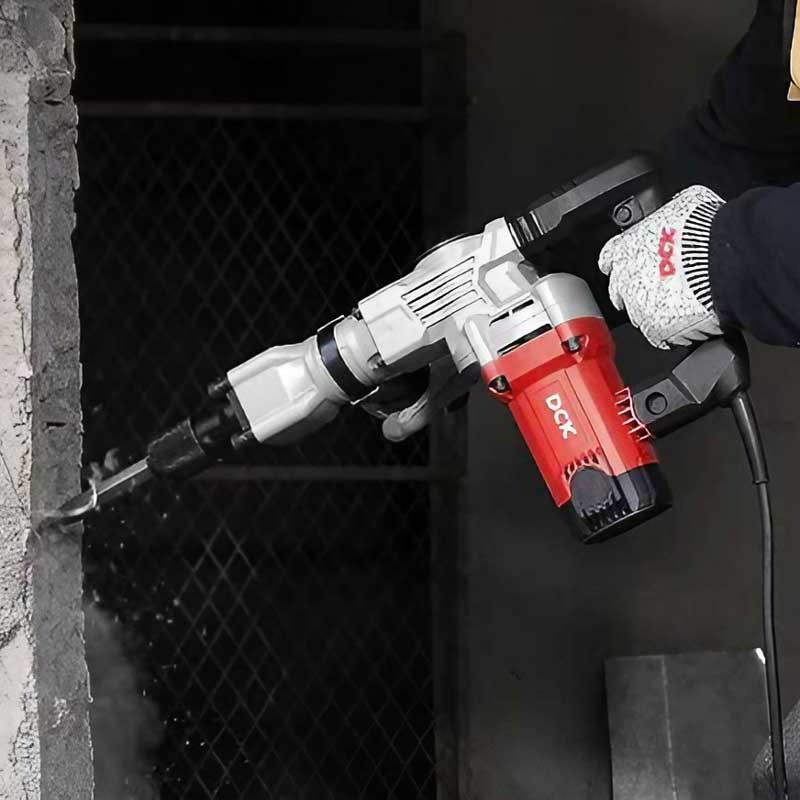 Máy đục bê tông 1400W 17mm DCK KZG06-6S